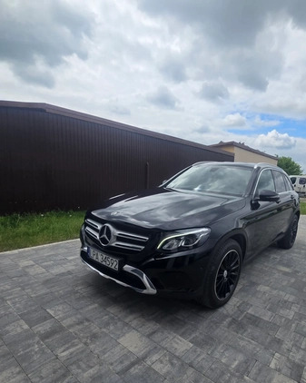 Mercedes-Benz GLC cena 179000 przebieg: 63782, rok produkcji 2019 z Parczew małe 466